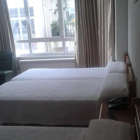 Europa Hotel *